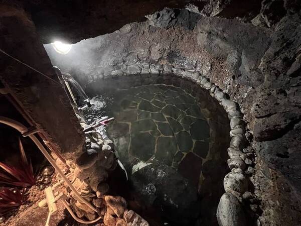 岩穴風呂