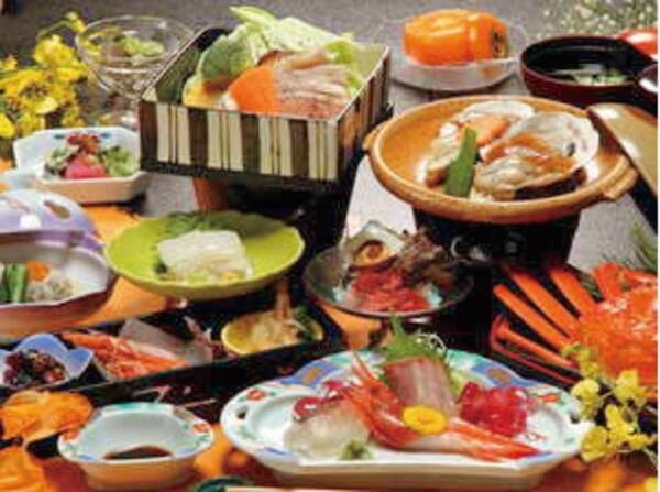 佐渡の新鮮な魚介類中心のメニュー/例