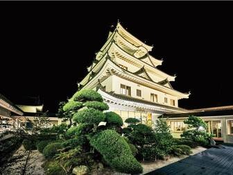湯浅温泉　湯浅城／外観（夜）