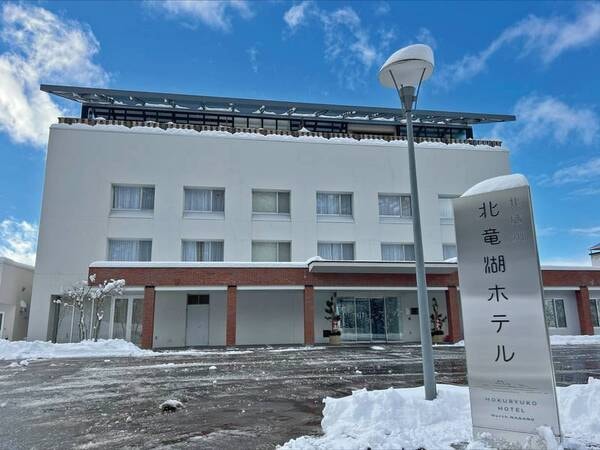 【外観(冬)】