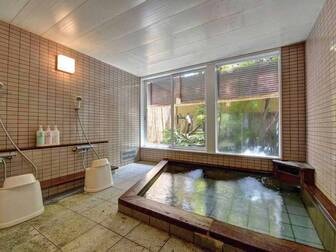 茶六本館／【男湯】天然温泉・ピントの湯。神経痛、慢性消化器病、に効能あり。