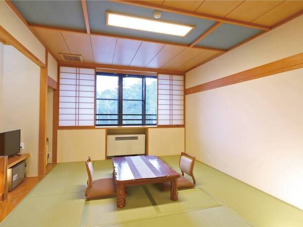【和室/例】御嶽山を望む