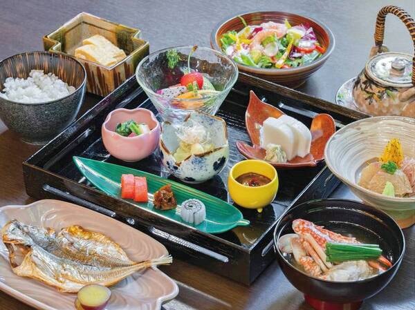 旨味を凝縮させたお味噌汁や季節の干物 ※写真は一例