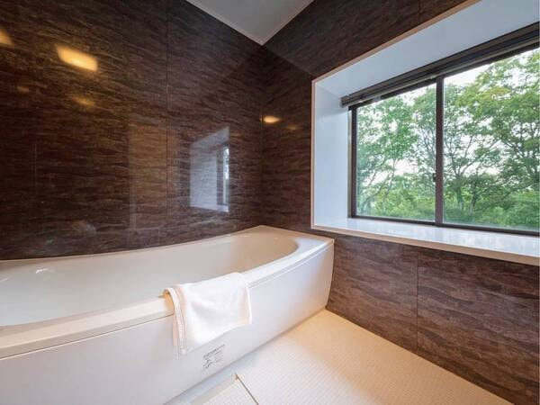 【プレミアムクラシックツイン】伊豆の自然を感じながら入浴できる広々使える内風呂付/一例