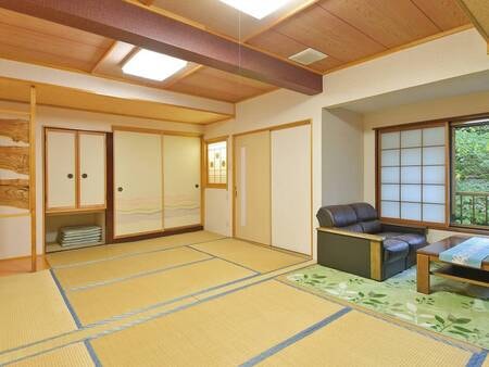 和室12畳（トイレ付き）