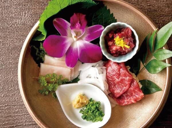 【夕食/例】アラカルト形式で一流の料理人が手掛けるお料理をオールインクルーシブでご提供。