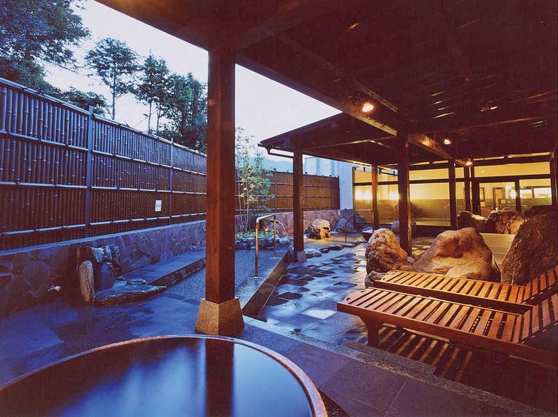 【露天風呂】有田川温泉光の湯　露天風　肌ざわりの良い良質の温泉