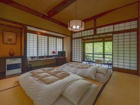 【特別室＜椿＞/例】和室8畳＋4畳＋広縁。古民家を移築再生した重厚な造りのお部屋