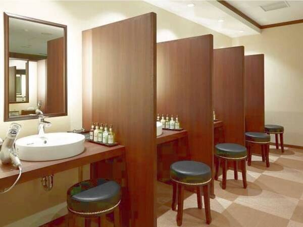 女性用大浴場 パウダールーム