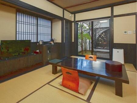 メゾネット古民家風2階建/烏帽子