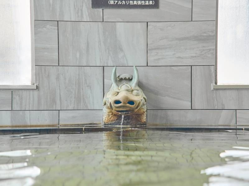 源泉100％かけ流しの天然温泉