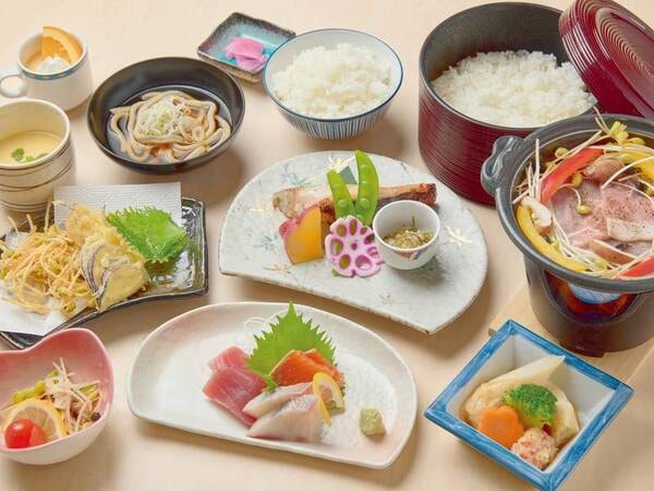 黒千石もやしやひまわりポークなどを使用した北竜町を楽しむ全11品の基本の夕食です/一例