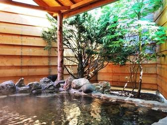 標津川温泉 ぷるけの館 ホテル川畑/【露天風呂】