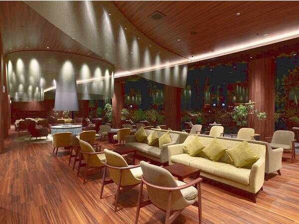 プレミアムラウンジ